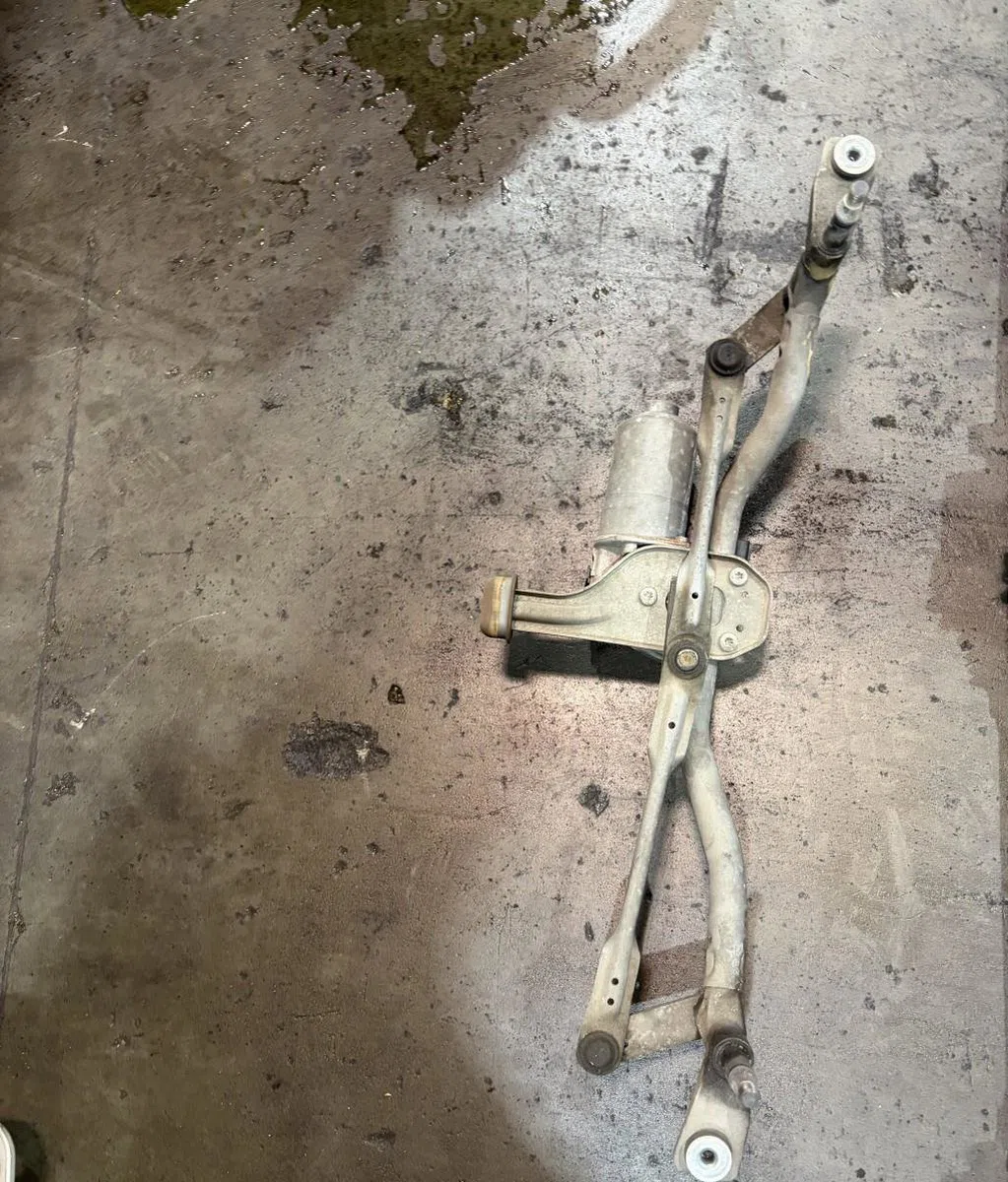 Moteur essuie-glace avant Renault TRAFIC III Camionnette (FG_) 1.6 dci 115 (fgmd) (2014) occasion
