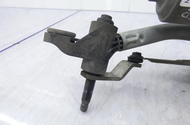 Moteur essuie-glace avant RENAULT TWINGO 2 PHASE 1 occasion