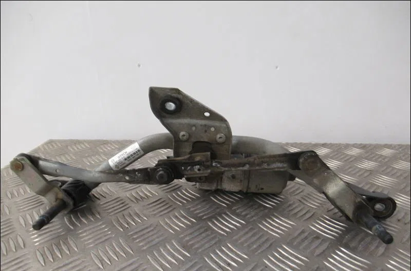 Moteur essuie-glace avant Renault TWINGO II (CN0_) 1.2 16v (cn04, cn0a, cn0b) (2007-2014) 3 portes occasion