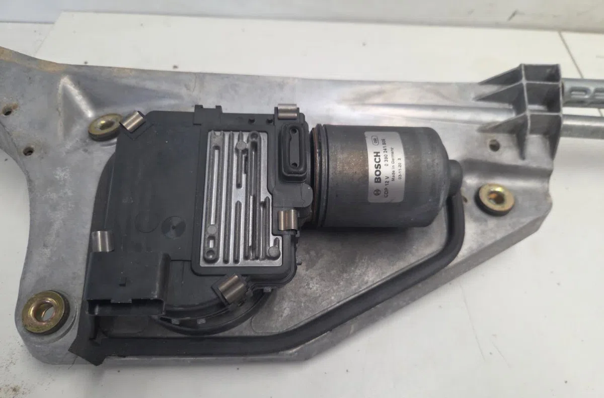 Moteur essuie-glace avant RENAULT VEL SATIS PHASE 1 occasion