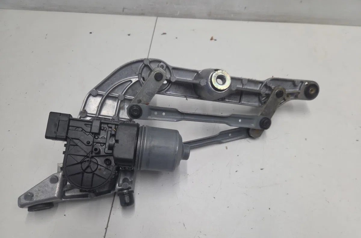 Moteur essuie-glace avant RENAULT ZOE 2 occasion