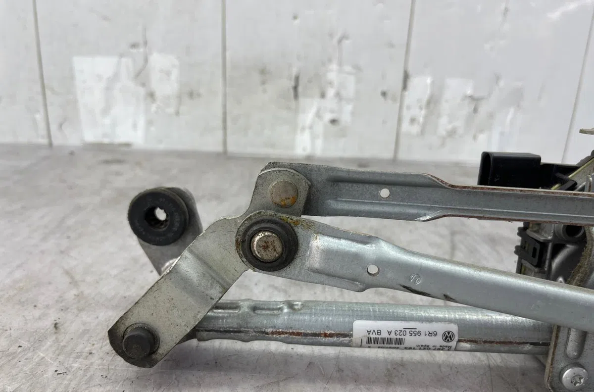 Moteur essuie-glace avant SEAT IBIZA 4 PHASE 1 COUPE occasion