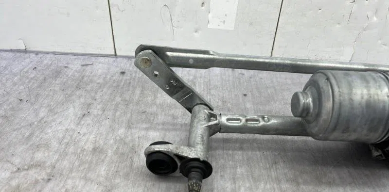 Moteur essuie-glace avant SEAT IBIZA 4 PHASE 1 COUPE occasion