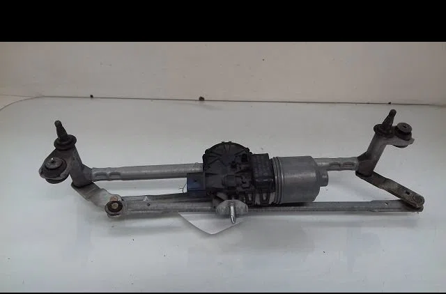 Moteur essuie-glace avant Seat IBIZA IV (6J5, 6P1) 1.2 tsi (2010-2012) 5 portes occasion