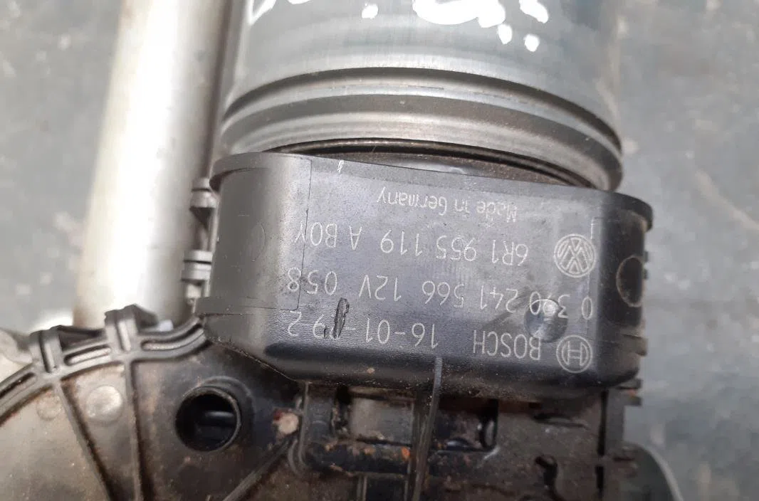Moteur essuie-glace avant Seat IBIZA IV (6J5, 6P1) 1.4 tdi (2008-2010) occasion