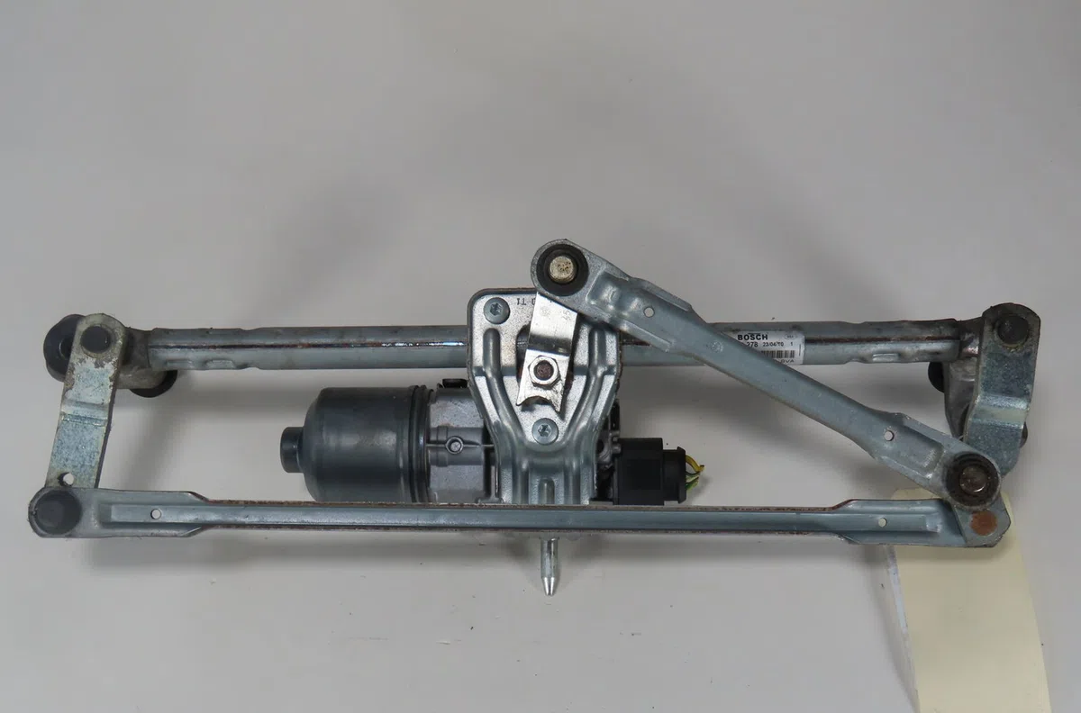 Moteur essuie-glace avant Seat IBIZA IV (6J5, 6P1) 2.0 tdi (2010-2015) occasion
