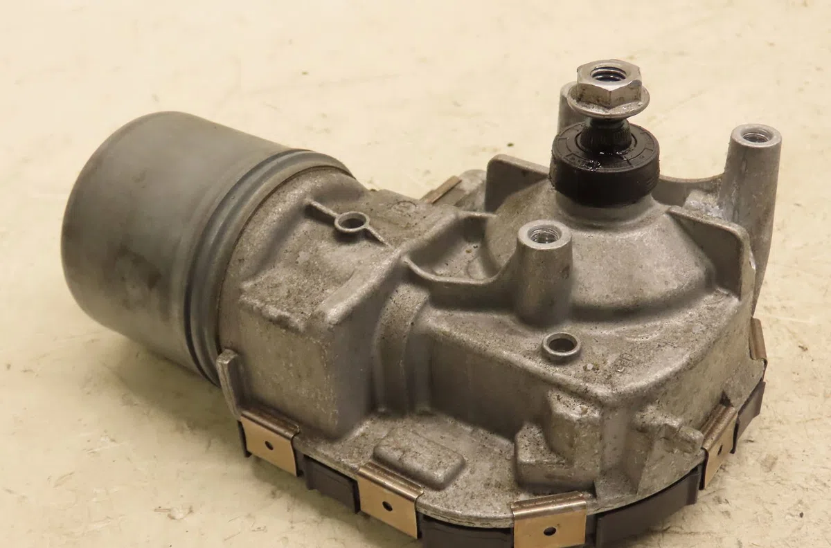 Moteur essuie-glace avant Seat LEON (5F1) 1.4 tsi (2012-2016) occasion
