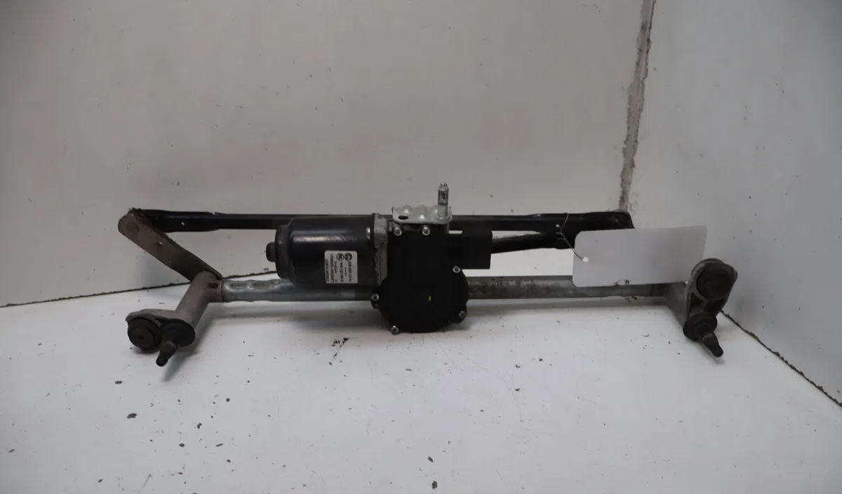 Moteur essuie-glace avant Skoda FABIA III (NJ3) 1.0 (2014-2021) occasion