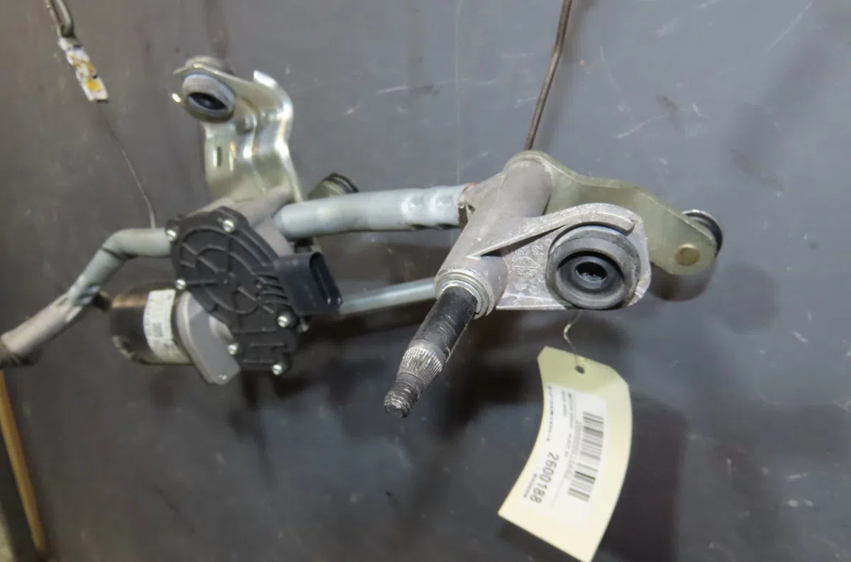 Moteur essuie-glace avant Skoda KAROQ (NU7, ND7) 1.0 tsi (2017) occasion