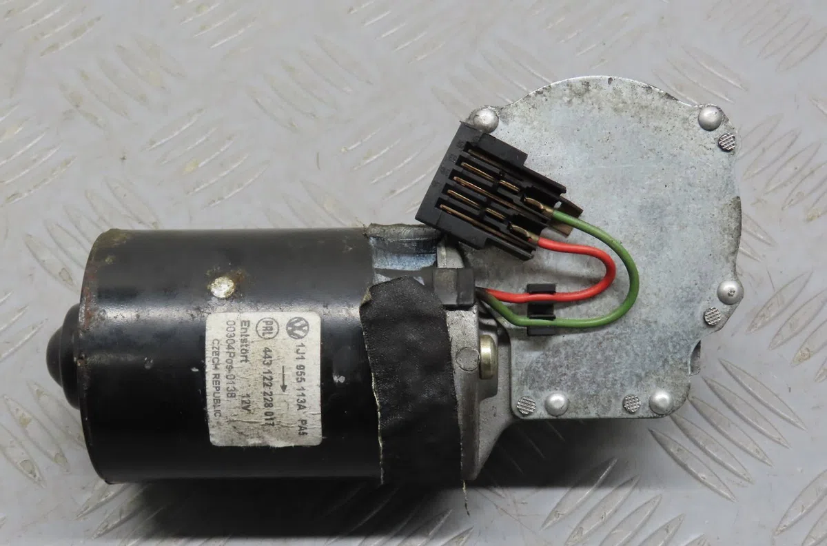 Moteur essuie-glace avant Skoda OCTAVIA I (1U2) 1.9 tdi (1996-2010) occasion
