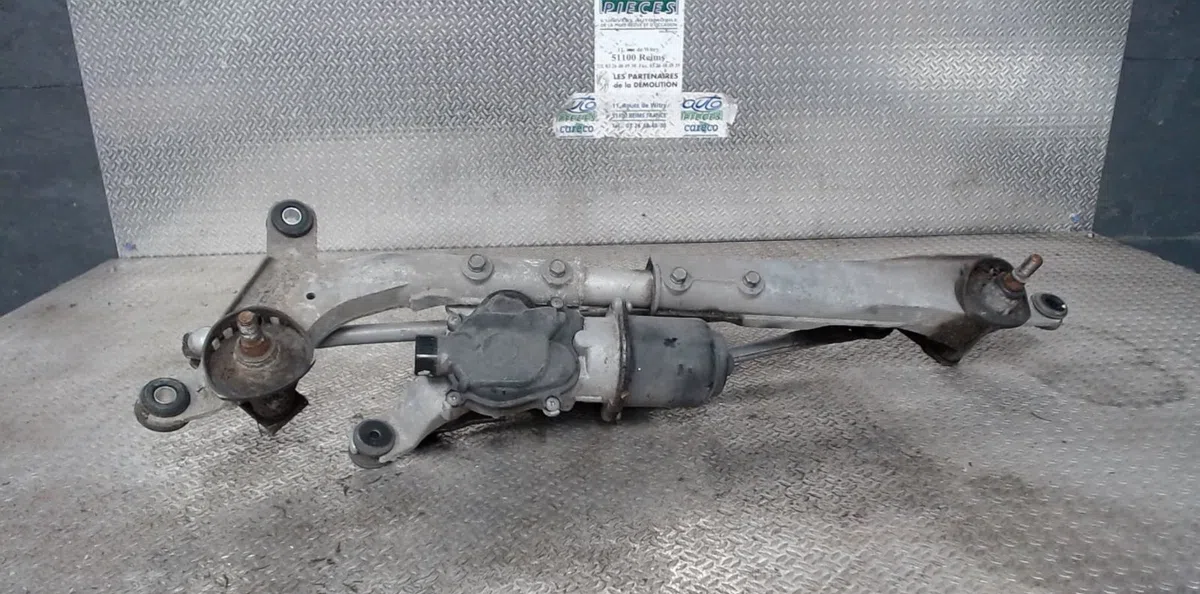 Moteur essuie-glace avant Subaru OUTBACK (BL, BP) 2.0 d awd (bpd) (2008-2009) 5 portes occasion