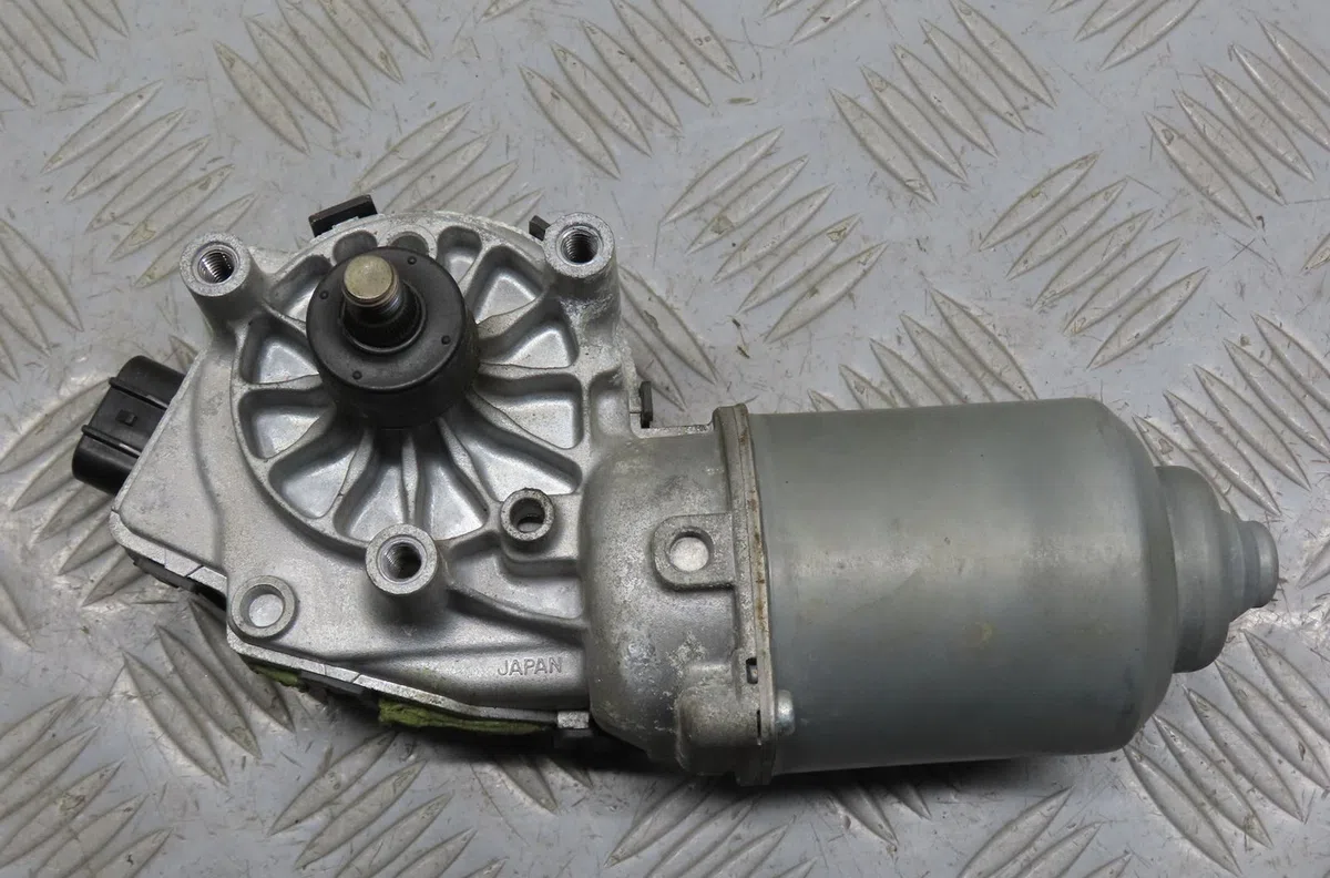Moteur essuie-glace avant Suzuki GRAND VITARA II (JT, TE, TD) 1.9 ddis traction intégrale (jt419, td44, jb419wd,... (200