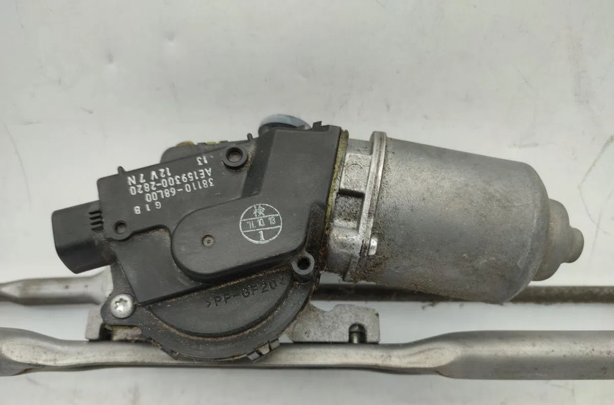 Moteur essuie-glace avant SUZUKI SWIFT 4 occasion