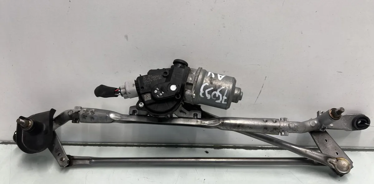 Moteur essuie-glace avant SUZUKI SWIFT 5 occasion