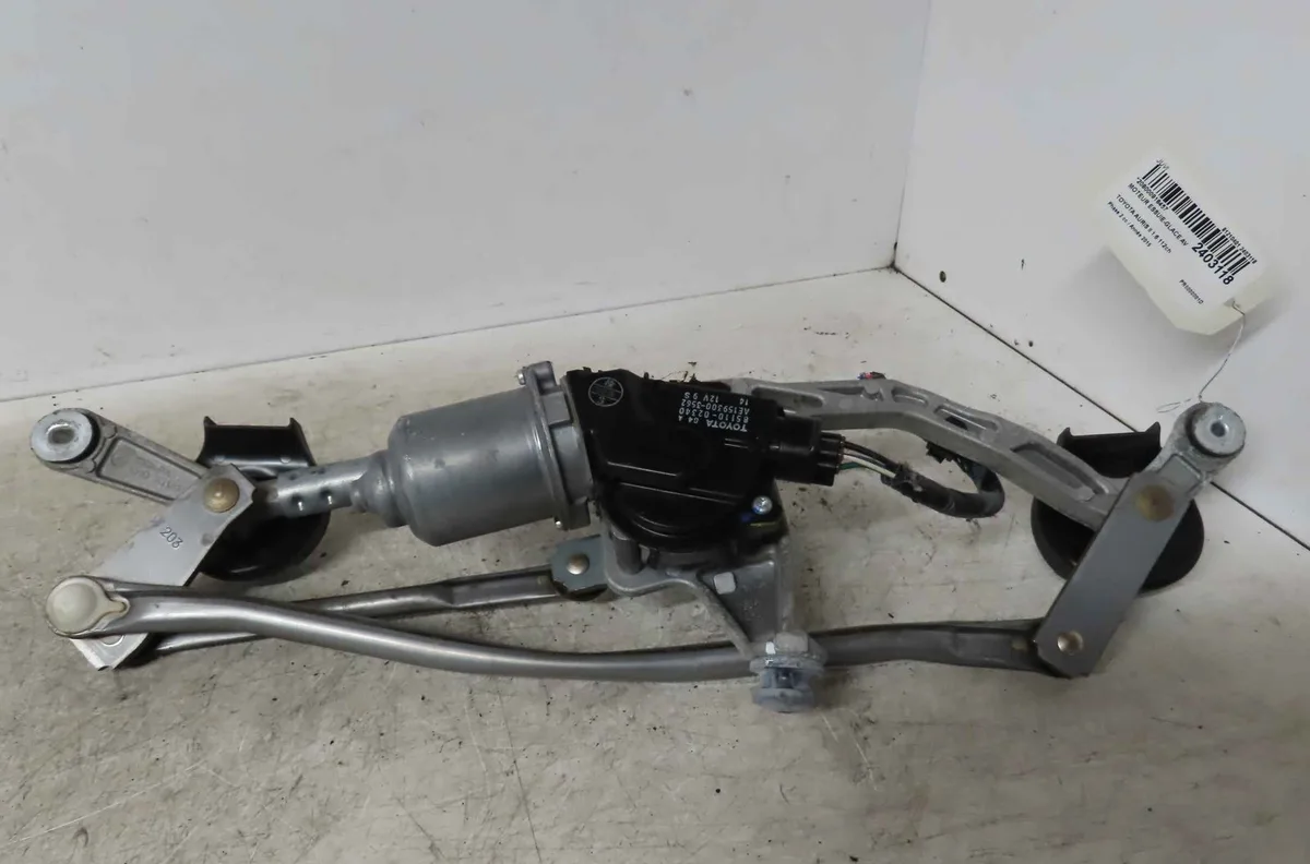 Moteur essuie-glace avant TOYOTA AURIS II occasion