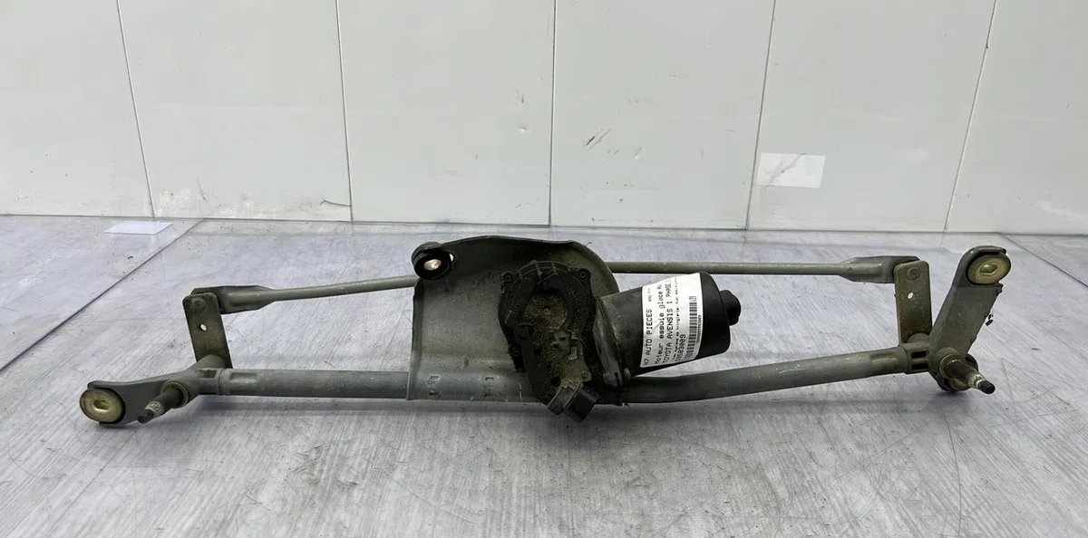 Moteur essuie-glace avant TOYOTA AVENSIS 1 PHASE 1 occasion