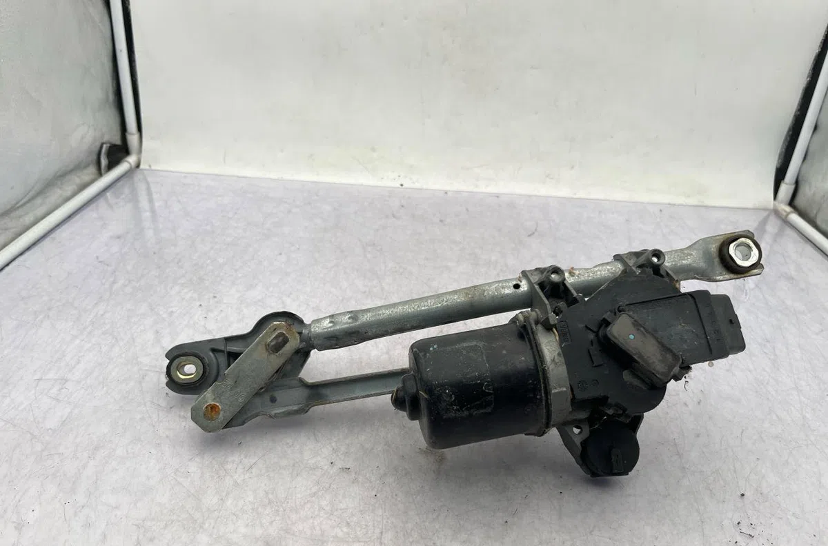 Moteur essuie-glace avant TOYOTA AYGO 1 PHASE 2 occasion