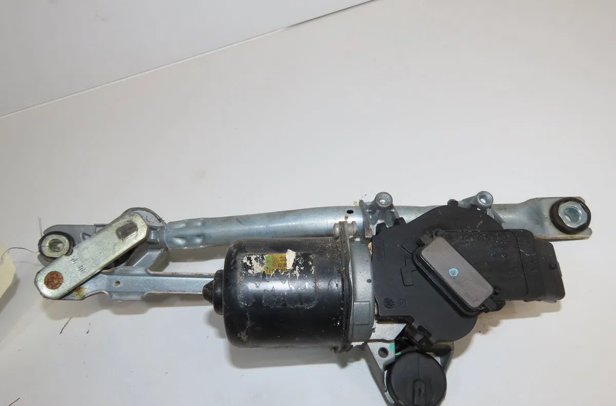 Moteur essuie-glace avant Toyota AYGO (_B1_) 1.0 (kgb10_) (2005-2014) 5 portes occasion