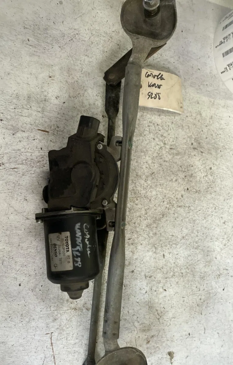 Moteur essuie-glace avant TOYOTA COROLLA VERSO 2 PHASE 2 occasion