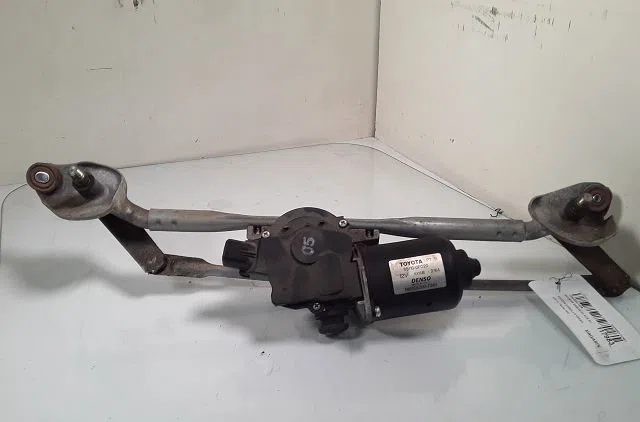 Moteur essuie-glace avant Toyota COROLLA Verso (ZER_, ZZE12_, R1_) 2.2 d-4d (aur10_) (2005-2009) 5 portes occasion