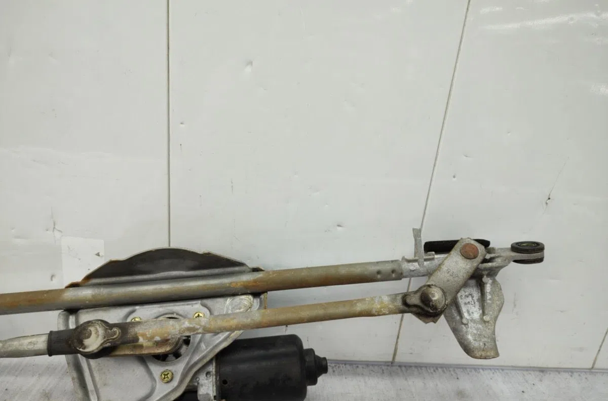 Moteur essuie-glace avant TOYOTA RAV4 2 PHASE 1 occasion