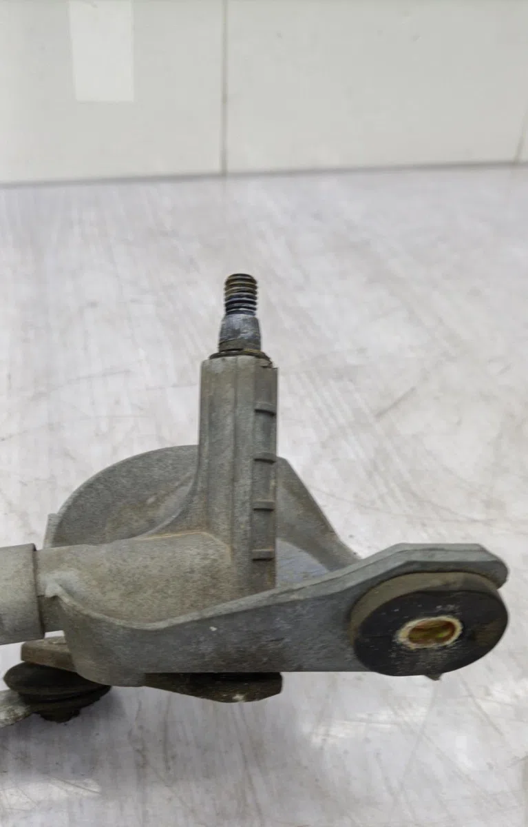 Moteur essuie-glace avant TOYOTA YARIS 1 PHASE 2 occasion