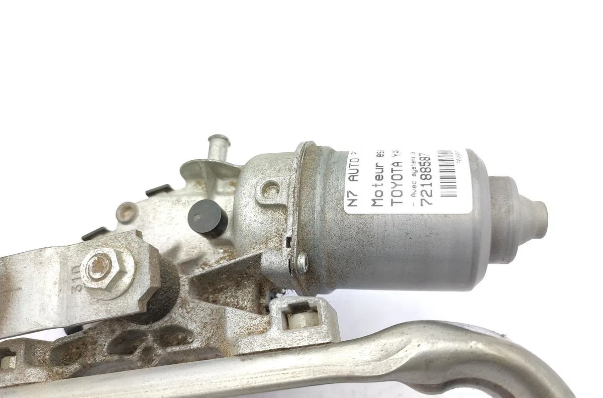 Moteur essuie-glace avant TOYOTA YARIS 3 PHASE 1 occasion