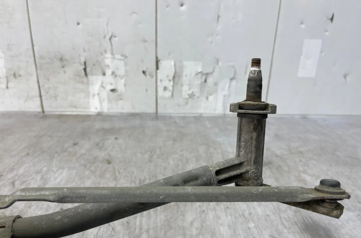 Moteur essuie-glace avant VOLKSWAGEN BORA occasion
