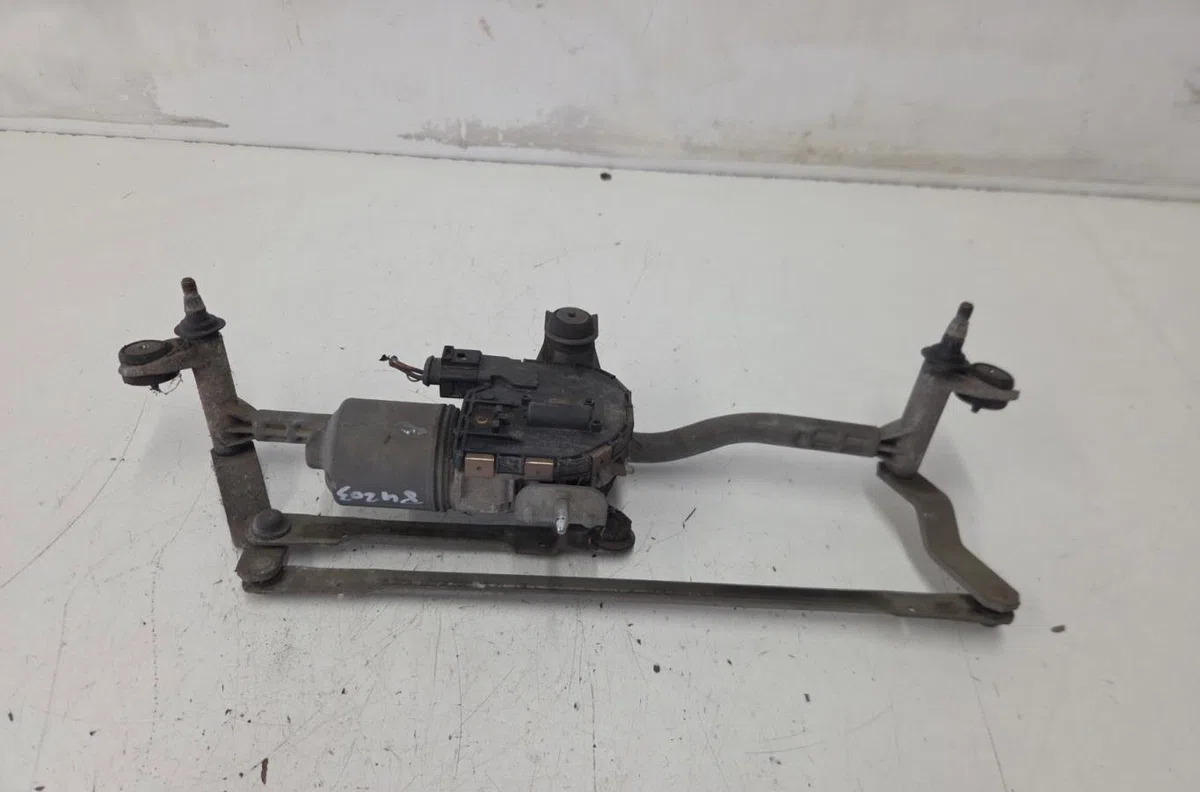 Moteur essuie-glace avant VOLKSWAGEN CADDY 3 PHASE 1 occasion