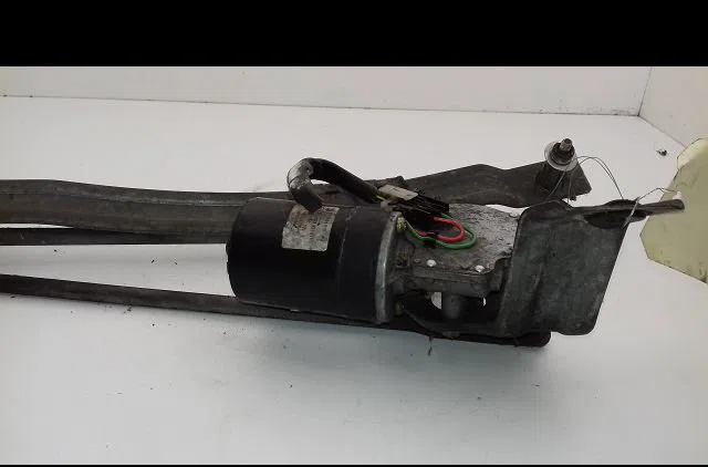 Moteur essuie-glace avant Volkswagen CORRADO (53I) 1.8 g60 (1988-1993) occasion