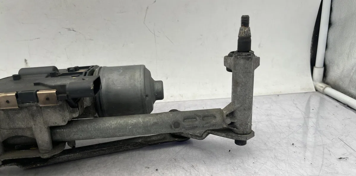 Moteur essuie-glace avant VOLKSWAGEN EOS CABRIO PHASE 1 occasion