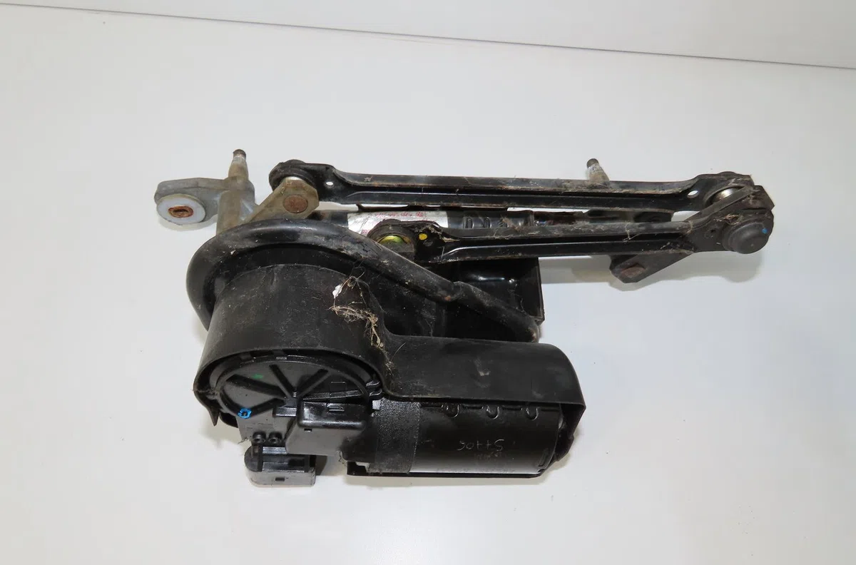 Moteur essuie-glace avant Volkswagen FOX 3-5 portes (5Z1, 5Z3, 5Z4) 1.2 (2005-2011) occasion