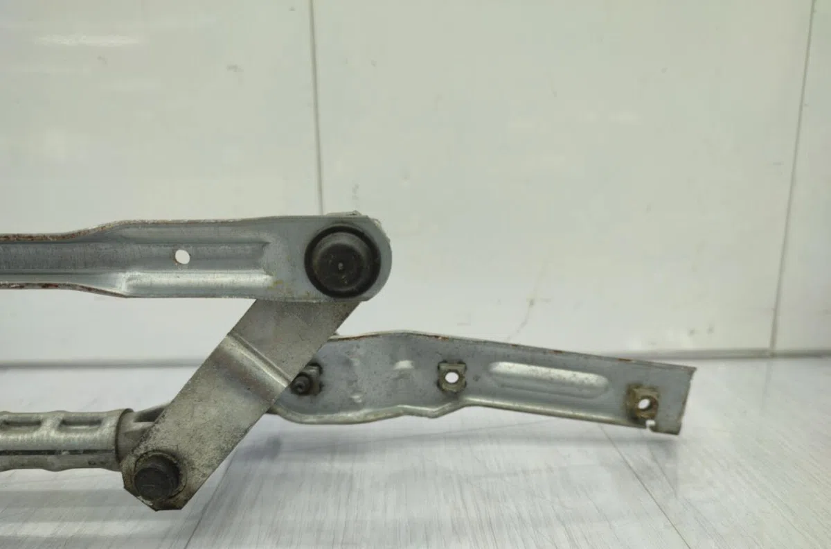 Moteur essuie-glace avant VOLKSWAGEN GOLF 6 occasion