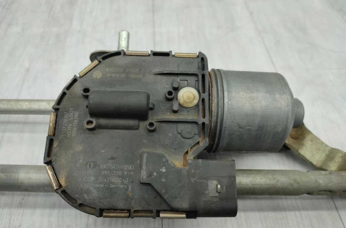 Moteur essuie-glace avant VOLKSWAGEN GOLF 6 occasion