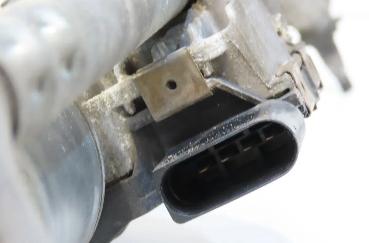 Moteur essuie-glace avant Volkswagen GOLF VI (5K1) 2.0 tdi (2008-2013) 5 portes occasion