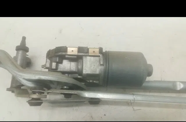 Moteur essuie-glace avant Volkswagen GOLF VII (5G1, BQ1, BE1, BE2) 1.4 tsi (2014-2020) occasion