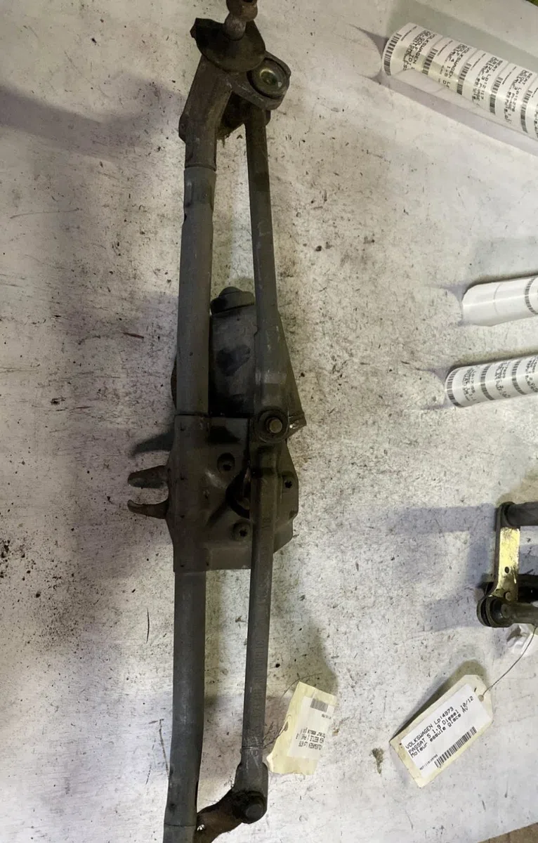 Moteur essuie-glace avant Volkswagen NEW BEETLE (9C1, 1C1) 1.9 tdi (1998-2004) occasion