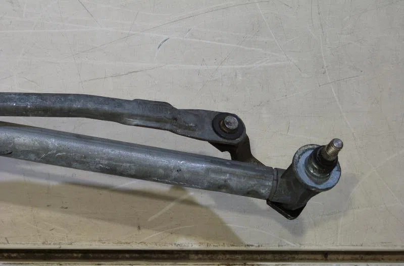 Moteur essuie-glace avant VOLKSWAGEN PASSAT 315 VARIANT occasion