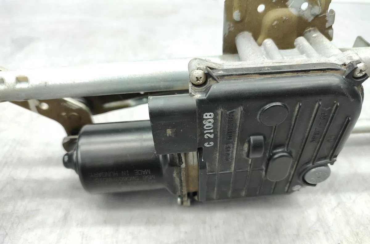 Moteur essuie-glace avant VOLKSWAGEN PASSAT 6 occasion