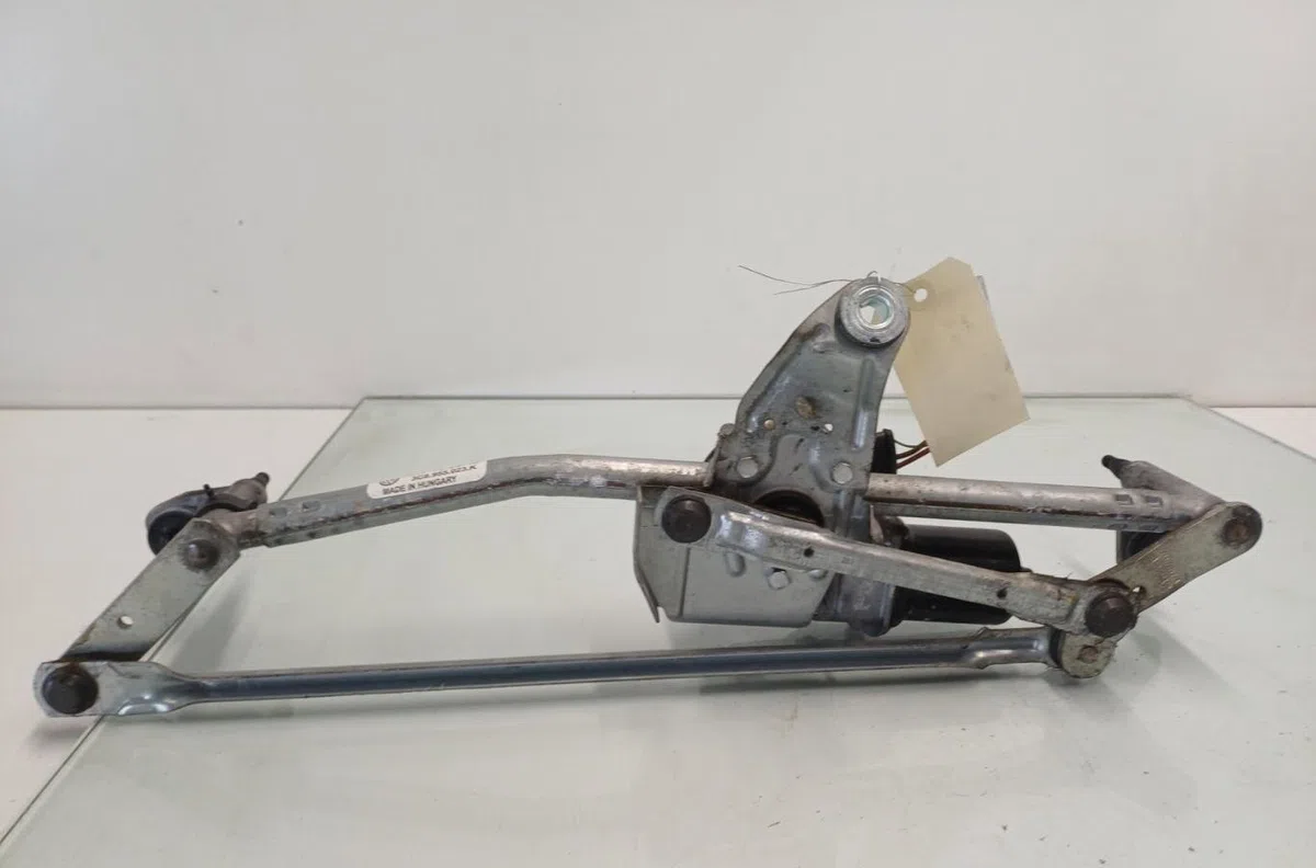 Moteur essuie-glace avant VOLKSWAGEN PASSAT 6 occasion