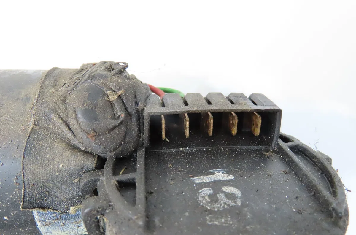 Moteur essuie-glace avant Volkswagen PASSAT B5 (3B2) 1.9 tdi (1996-2000) occasion
