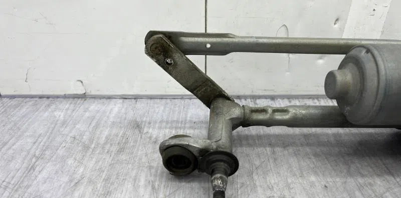 Moteur essuie-glace avant VOLKSWAGEN POLO 5 PHASE 1 occasion