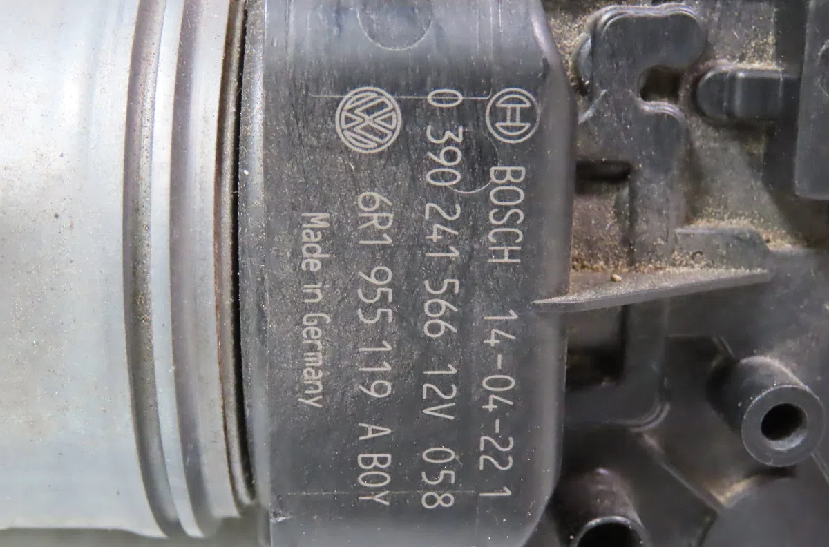 Moteur essuie-glace avant Volkswagen POLO V (6R1, 6C1) 1.4 tdi (2014) 5 portes occasion