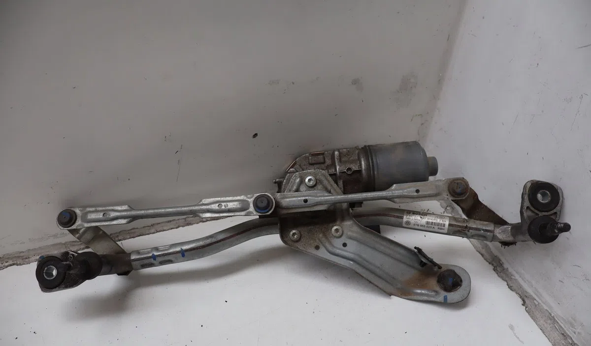 Moteur essuie-glace avant Volkswagen TOURAN (5T1) 1.6 tdi (2015-2016) occasion
