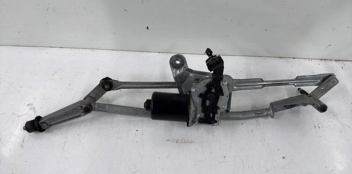 Moteur essuie-glace avant Volvo S60 I (384) 2.4 (2000-2010) occasion
