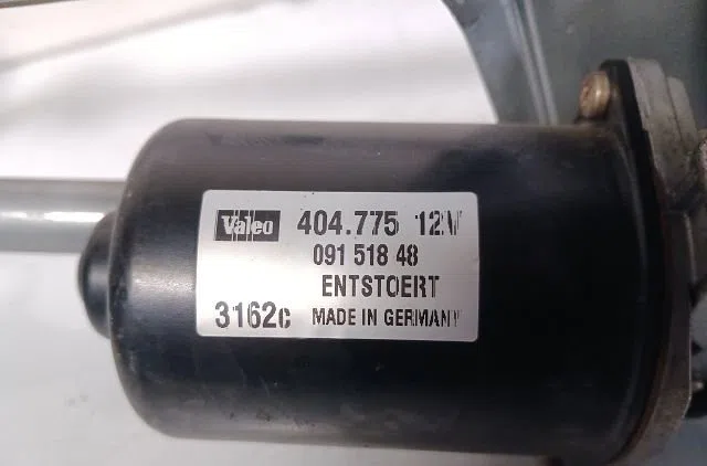 Moteur essuie-glace avant Volvo S60 I (384) 2.4 d (2001-2010) occasion