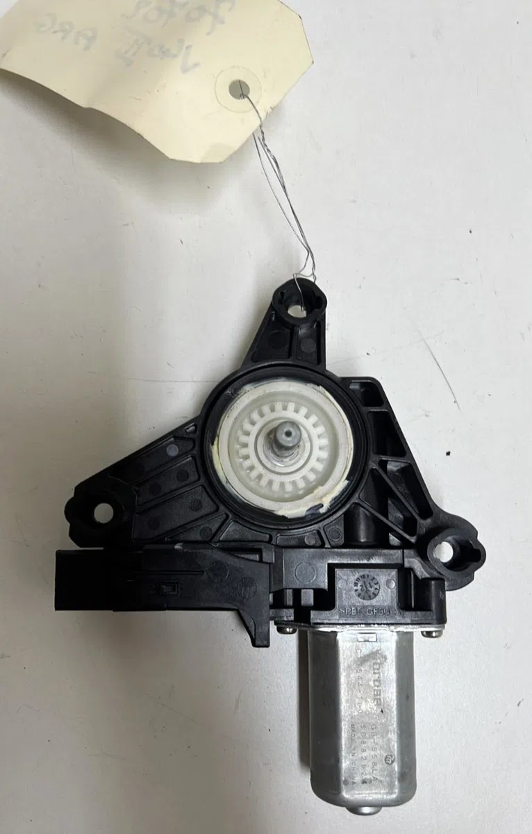 Moteur leve-vitre arg Volvo V40 3-5 portes (525) D3 (2012-2015) occasion