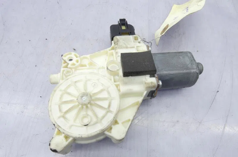 Moteur leve-vitre avg FORD MONDEO 3 PHASE 1 BREAK occasion