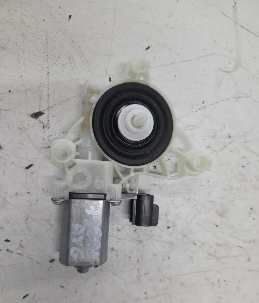 Moteur leve-vitre avg FORD PUMA 2 occasion