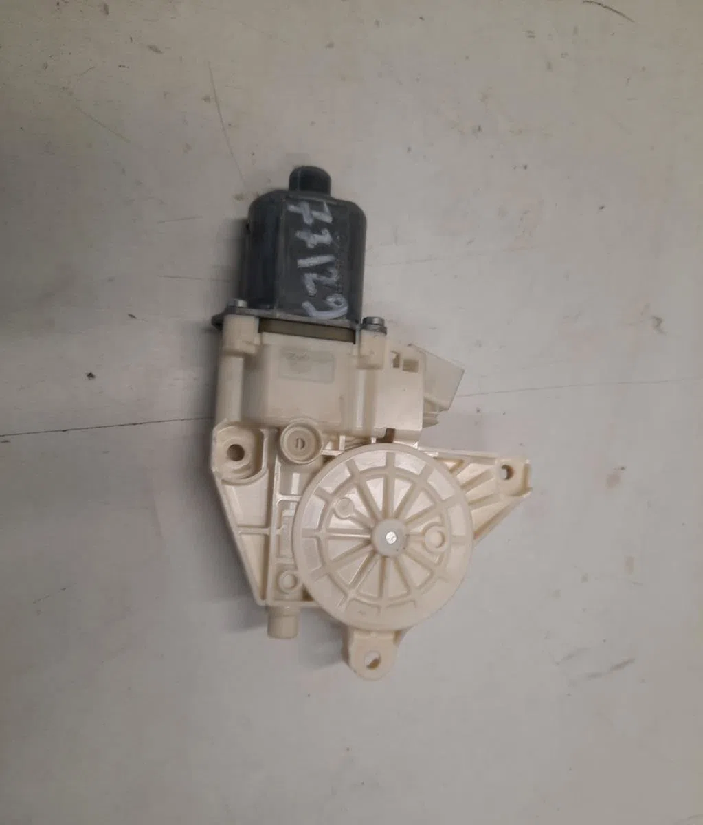 Moteur leve-vitre avg MERCEDES CLASSE A 176 PHASE 1 occasion